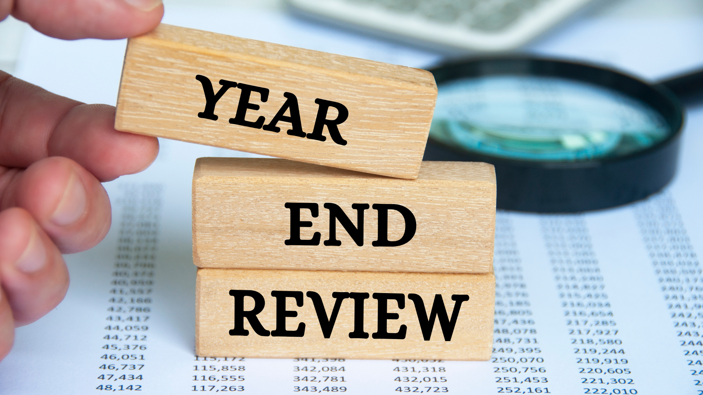 Year-End Financial Planning Tips for SMBs